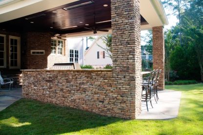 Hickory-Ridge-tennessee-fieldstone-stacked-wall-fireboulder-natural-building-stone-dfireboulder-stone