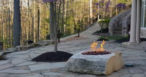 fireboulder_firepit_in_natural_stone_boulder_fire_pits