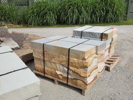 tennessee-tan-two-tone-2-brown-blue-gray-sawn-4ft-steps-fireboulder-natural-stone-step-tn