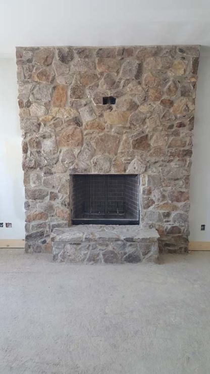 Heritage-manor-tennessee-fieldstone-webwall-fireboulder-natural-building-stone-fireboulder-fireplace