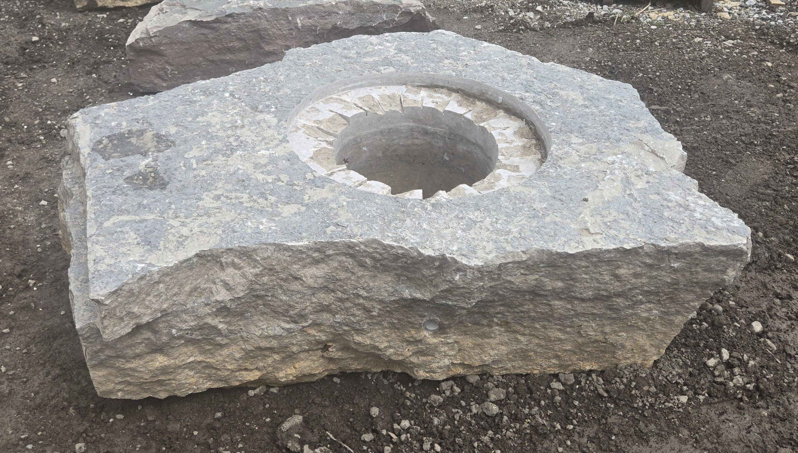 1681CJ Jumbo Fireboulder - Image 2