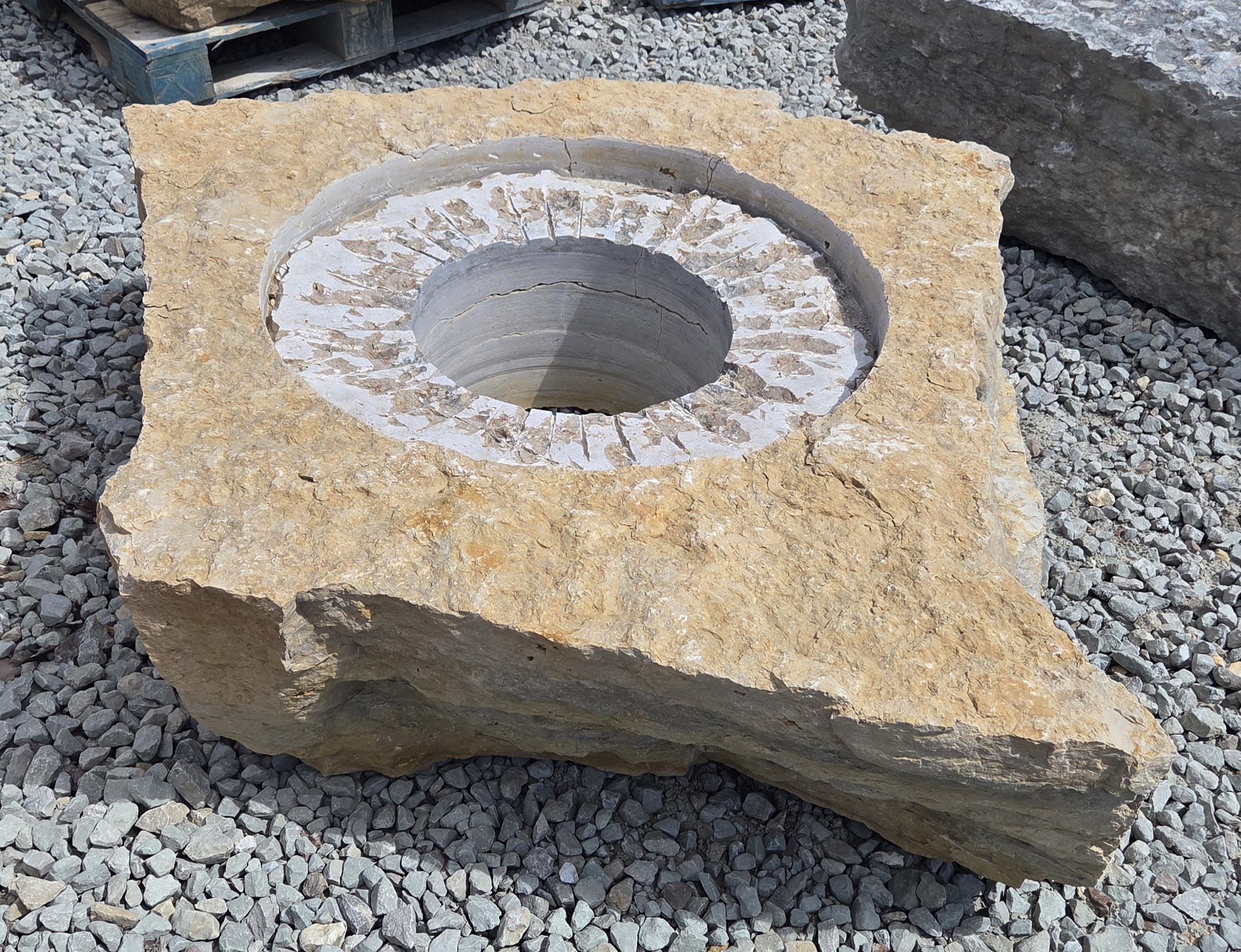 1870CJ Jumbo Fireboulder - Image 4