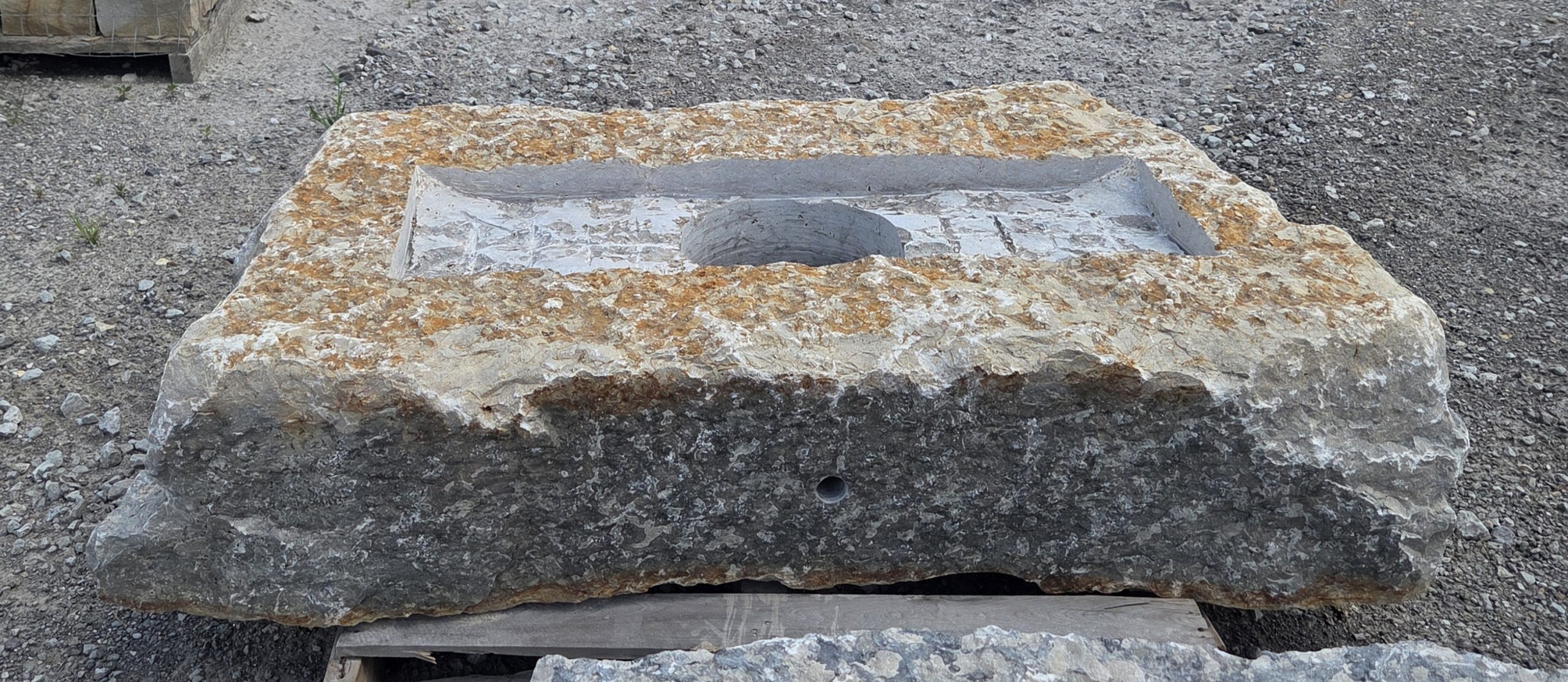 1926CJH Jumbo Linear Fireboulder - Image 5