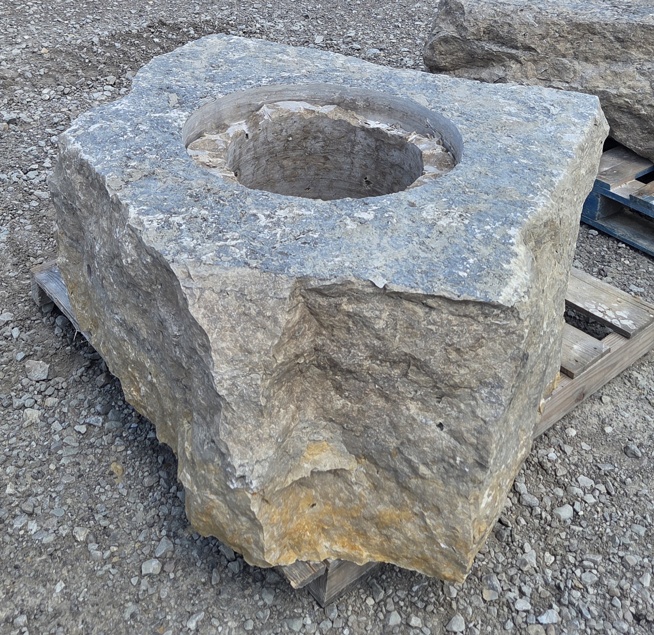 1928CXL XL Fireboulder - Image 4